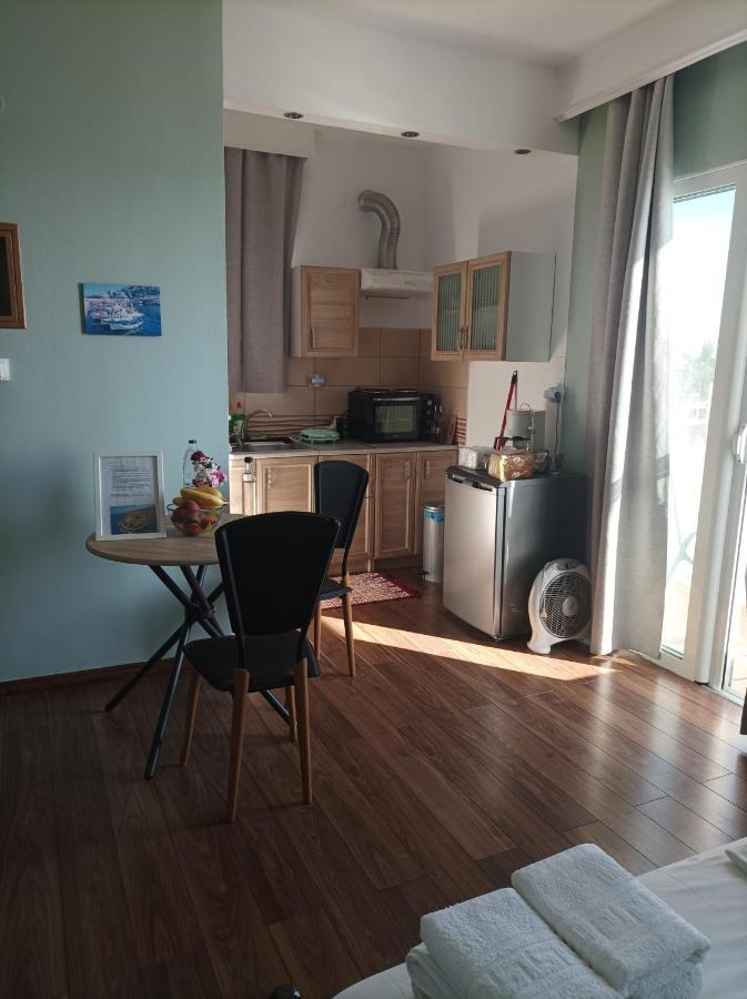 Beachfront Apartment Rethimnon Buitenkant foto